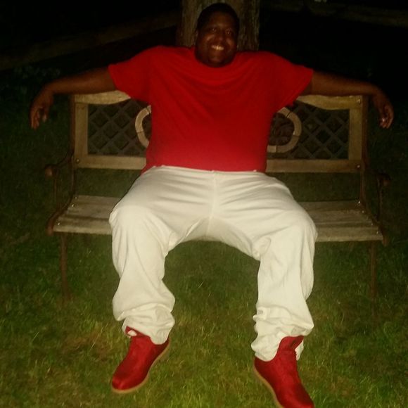 Meet your Posher, Cedrick - Picture 1 of 1